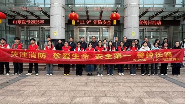 一群人在街道上AI 生成的内容可能不正确。